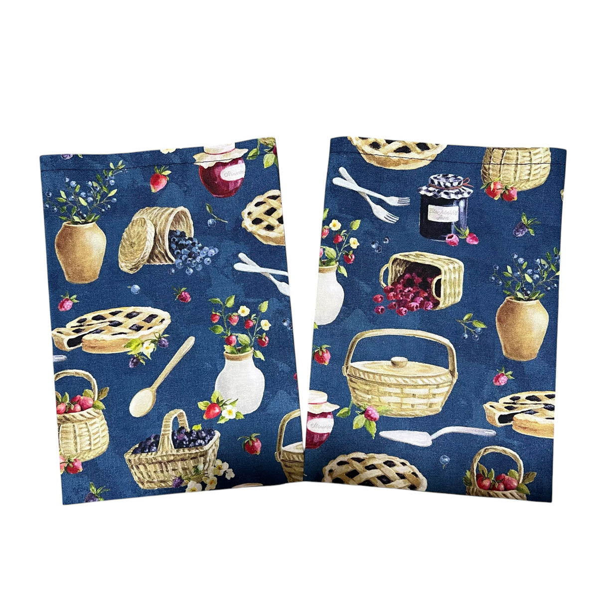 Picnic/Outdoor Table Linen Set - 1 Table Cloth, 4 Napkins, 1 No Flies Food Cover
